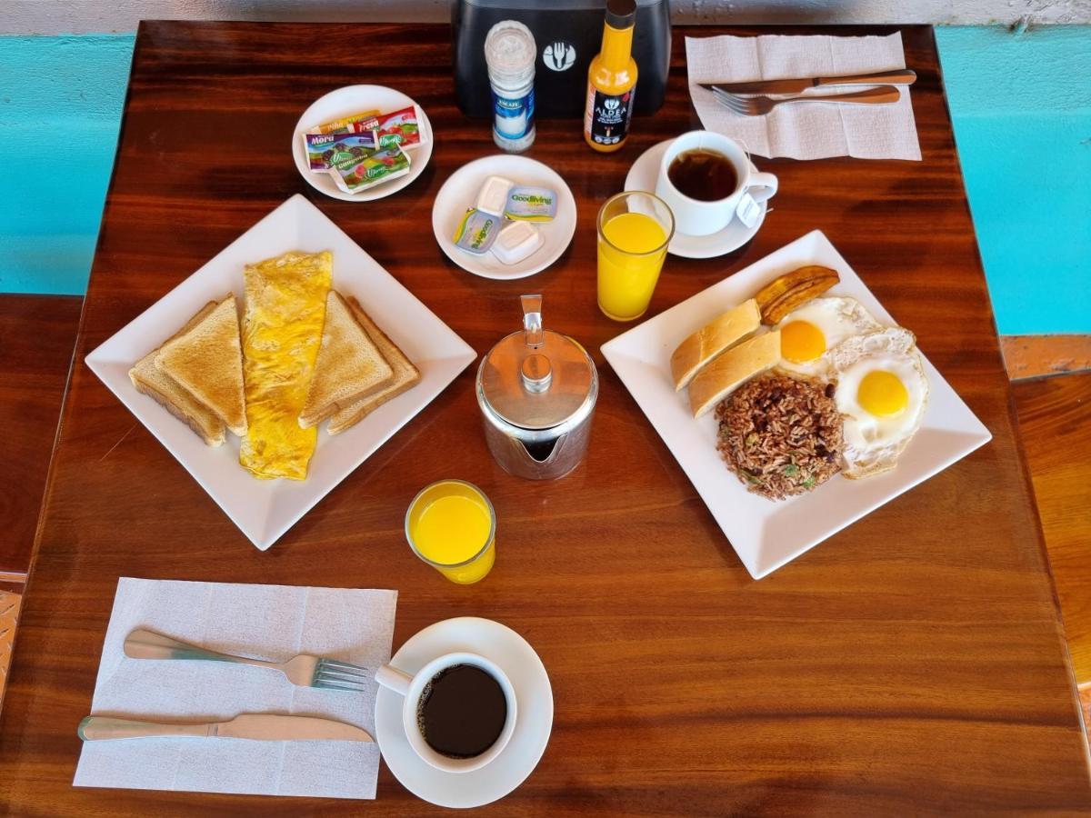 Hotel Aldea Chorotega 蓬塔雷纳斯 外观 照片