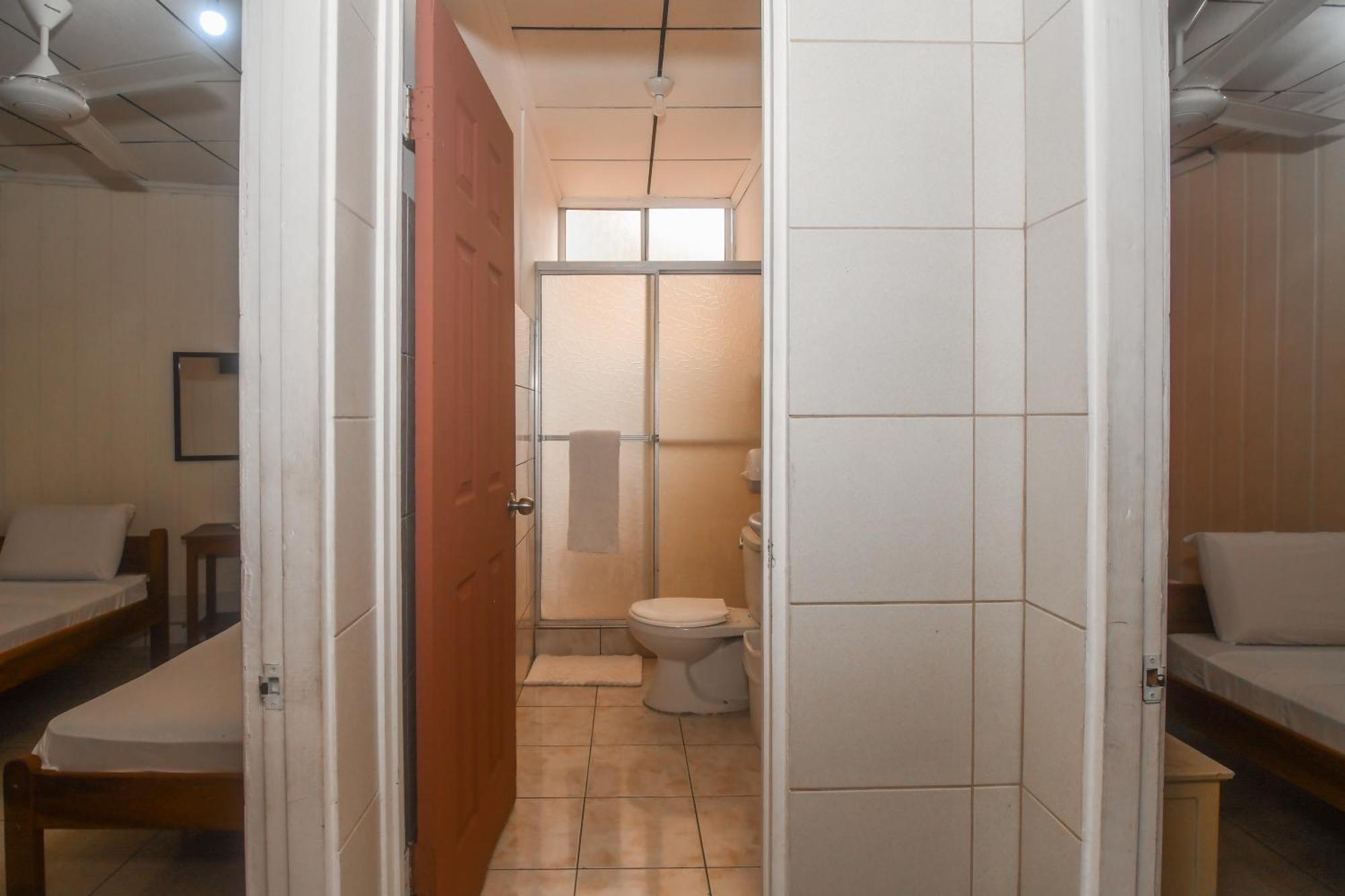 Hotel Aldea Chorotega 蓬塔雷纳斯 外观 照片