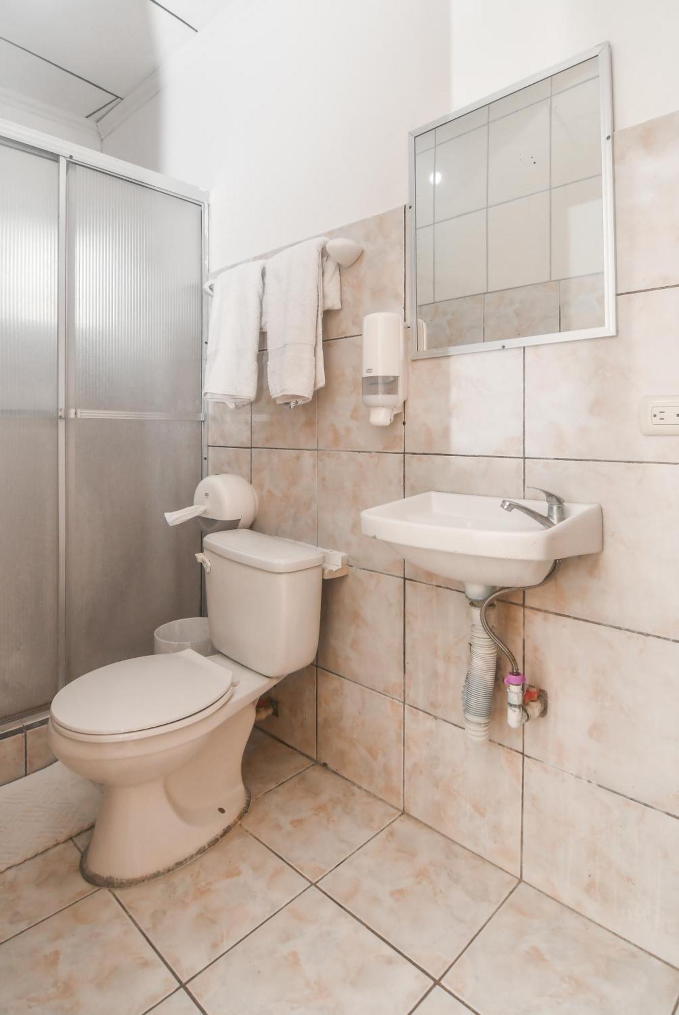 Hotel Aldea Chorotega 蓬塔雷纳斯 外观 照片